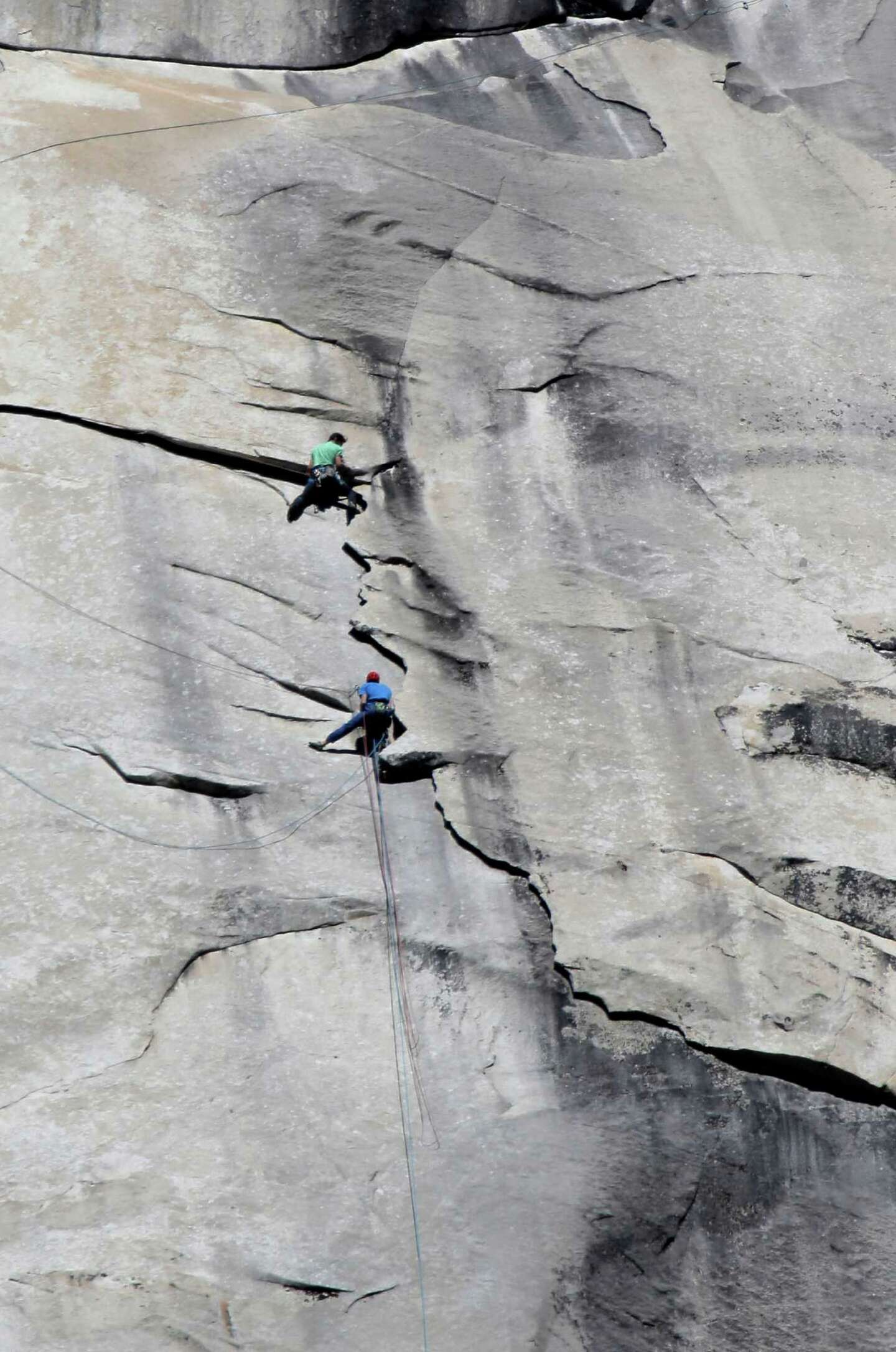Yosemite Free Climbers Top All Records With El Capitan Ascent 