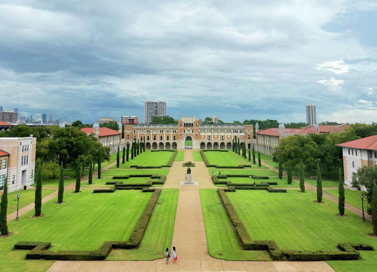 Rice's unique campus A Rice University official recently announced that the title "College Master" would be changed to "College Magister" to avoid any negative historical connotation.  Hidden symbols and secrets found at Rice University