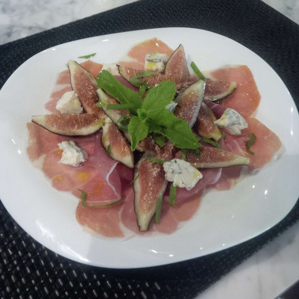 Restaurant 'gets' Italian food capeesh?