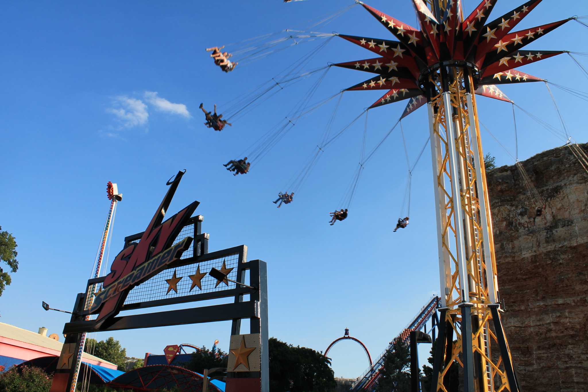 10 Life Hacks To Save Money Time At San Antonio s Six Flags Fiesta