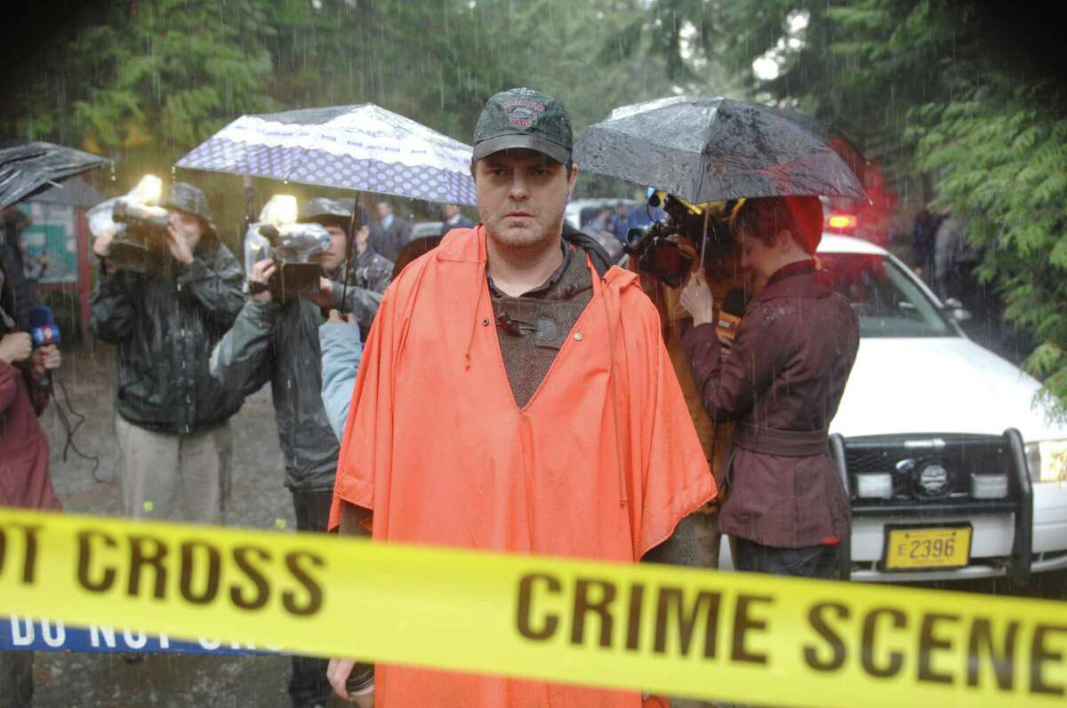 Rainn Wilson plays Detective Lt. Everett Backstrom, a friendless, obnoxious Portland cop with lots of bad habits but superior crime-solving abilities.