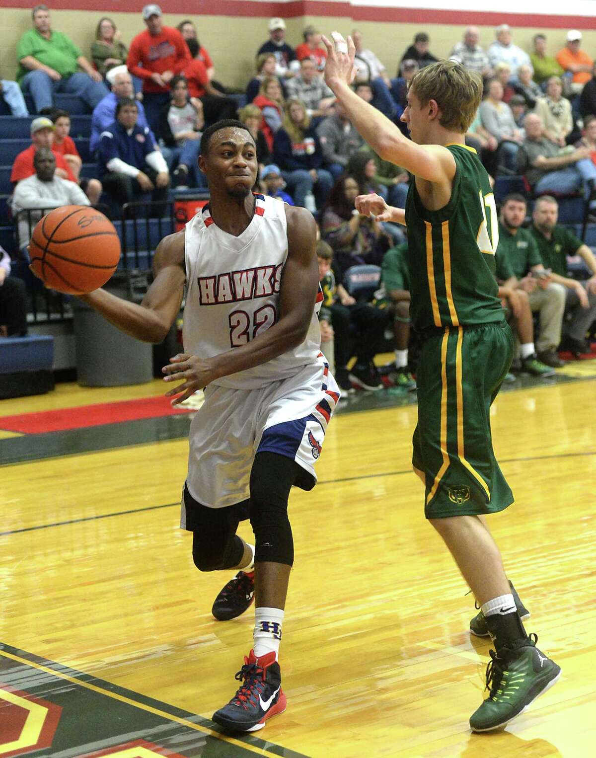 HJ squeaks by LCM on lastminute bucket