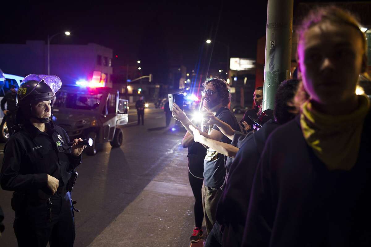 Pre Dawn Wake Up Protest Outside Oakland Mayor Schaafs House 