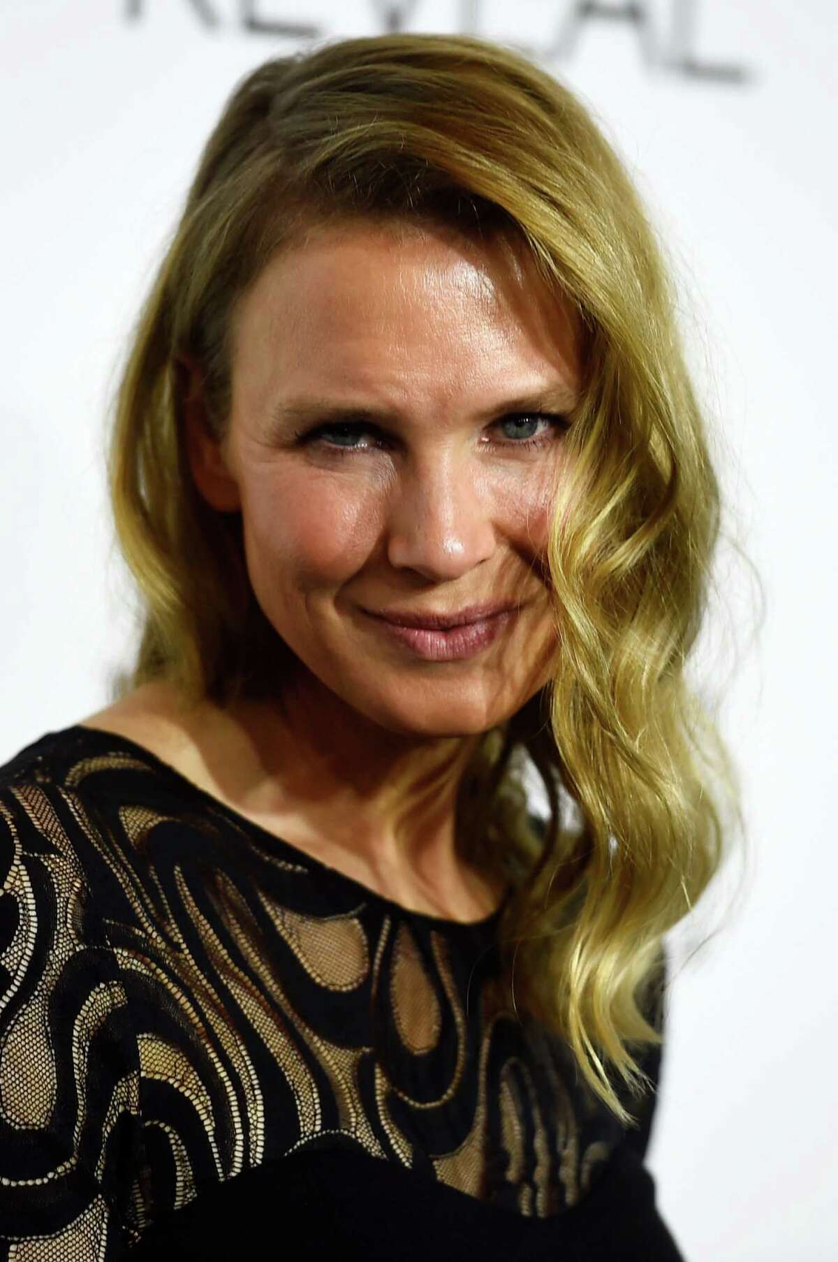 AFTER: Zellweger unveiled her new face on October 20, 2014 in Beverly Hills, California. Shocking, we know. The star looks more like Glenn Close or even Sarah Jessica Parker than her real self.She's not the only star to go under the knife. Take a look at other celebs who are reported to have had plastic surgery.