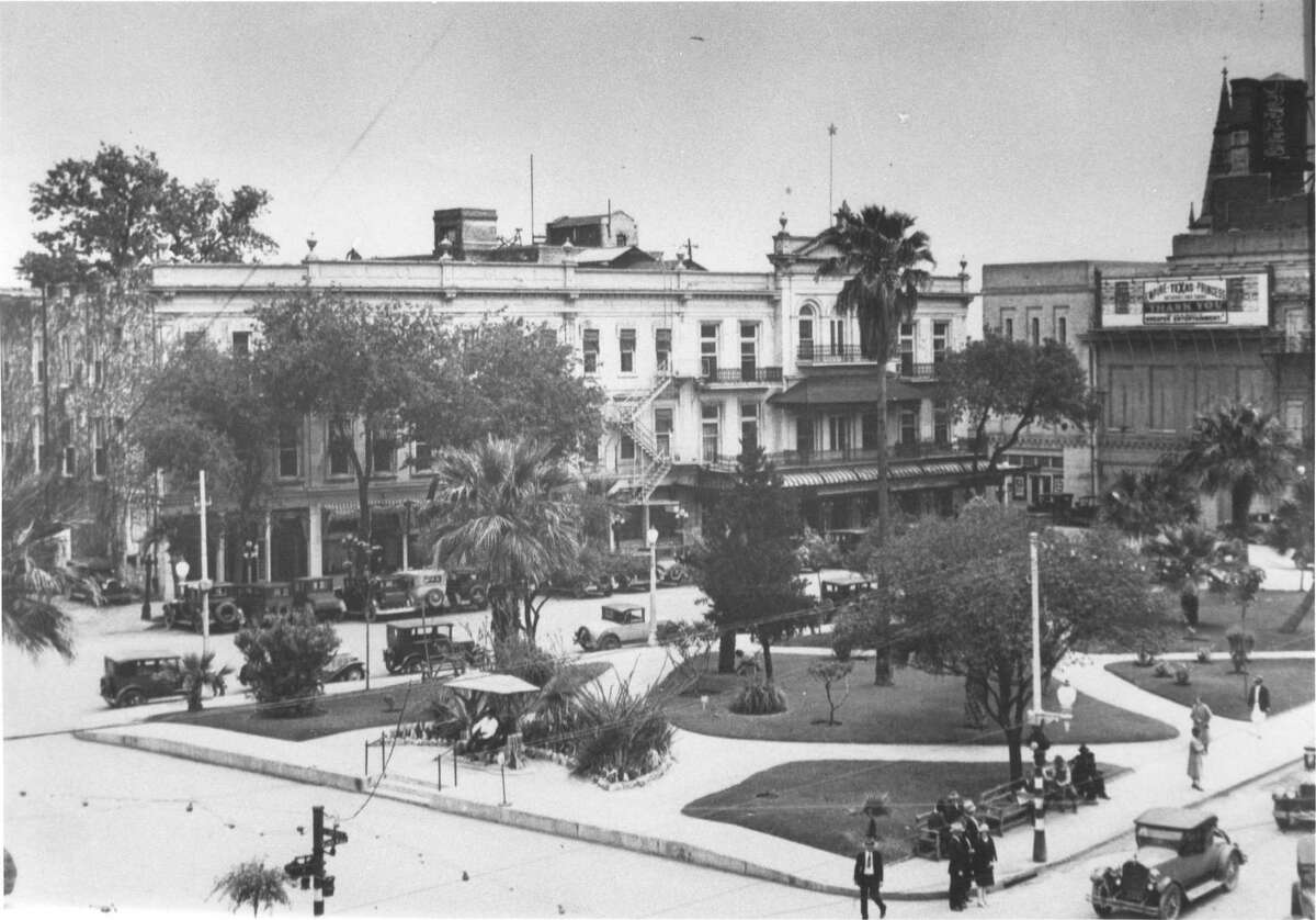 An undated photo of Alamo Plaza and the Menger Hotel.