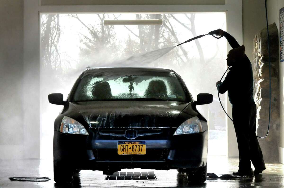 Minn Company Suing Hoffman Over Patented Car Wash Technology