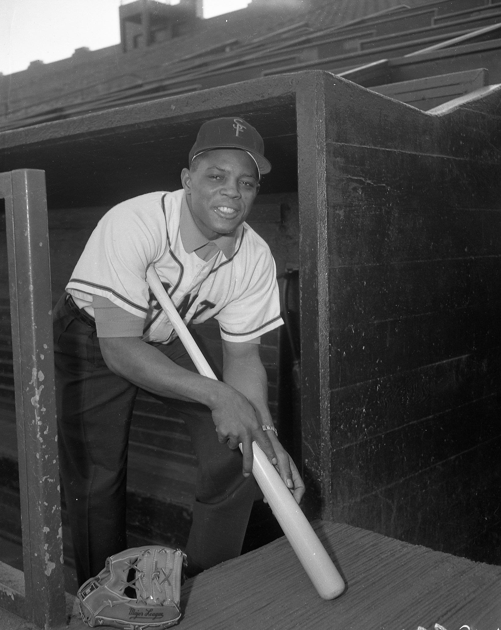 Willie Mays, Yogi Berra among Medal of Freedom honorees, Living