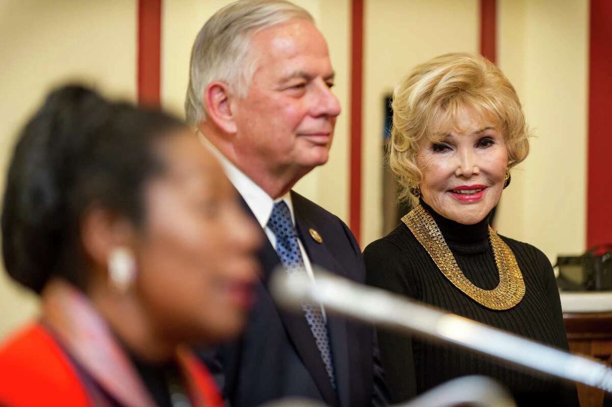 Socialite Joanne Herring may get a Congressional Gold Medal