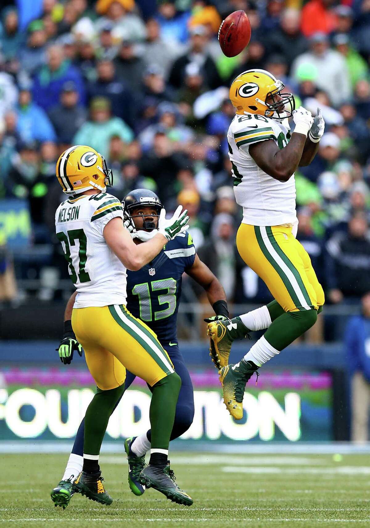 2014 NFC Championship Game The Packers had a 12-point lead on the Seahawks with less than three minutes left, but blew it, giving up a touchdown and then bungling an onside kick before giving up another score. Greeen Bay's fate was then sealed when Seattle scored in overtime.