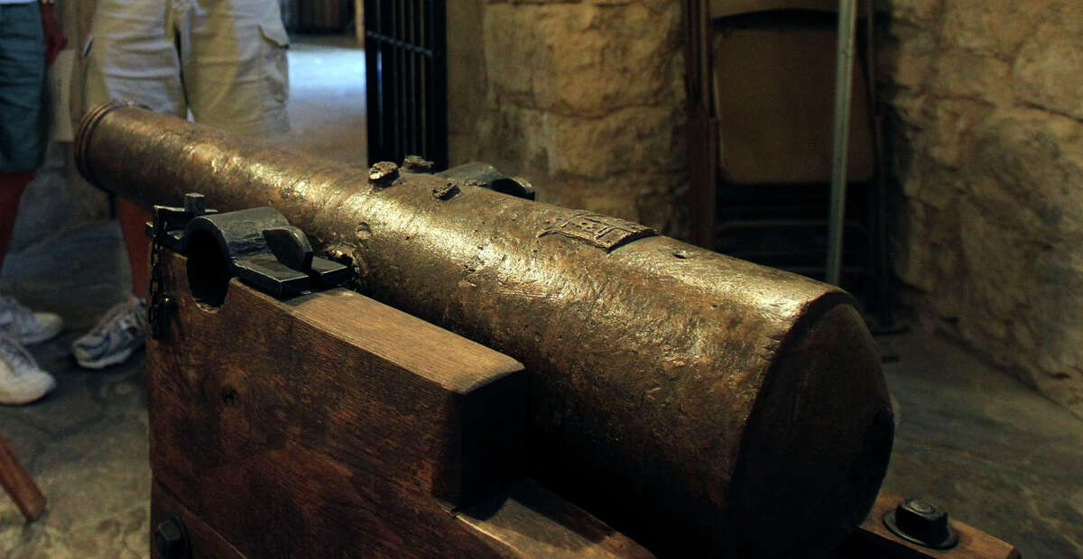 This bronze Spanish cannon is owned by the San Jacinto Battleground Conservancy, which had it restored and has put it on permanent loan to the Alamo for public display. It is referred to as a four-pounder, to reflect the size of the ordnance it fired. Although it weighs nearly 400 pounds, it would have been one of the smaller guns among the 21 cannons used to defend the Alamo in 1836.