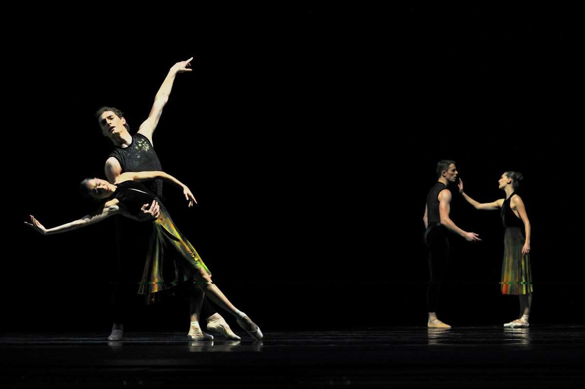 San Francisco Ballet in Ratmansky's Souvenir d'Un Lieu Cher. (© Erik Tomasson)