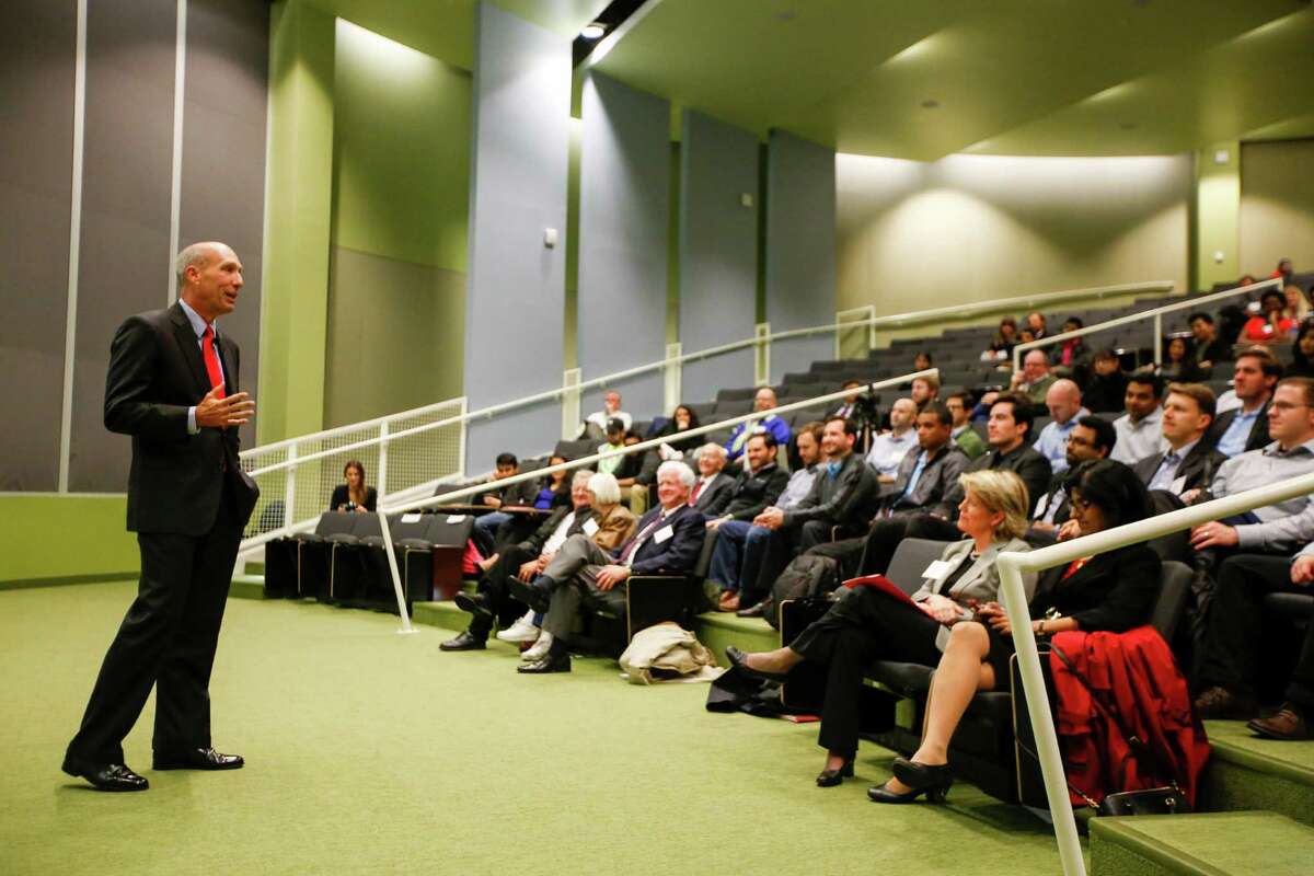 MakeAWish CEO challenges UH crowd to follow passion