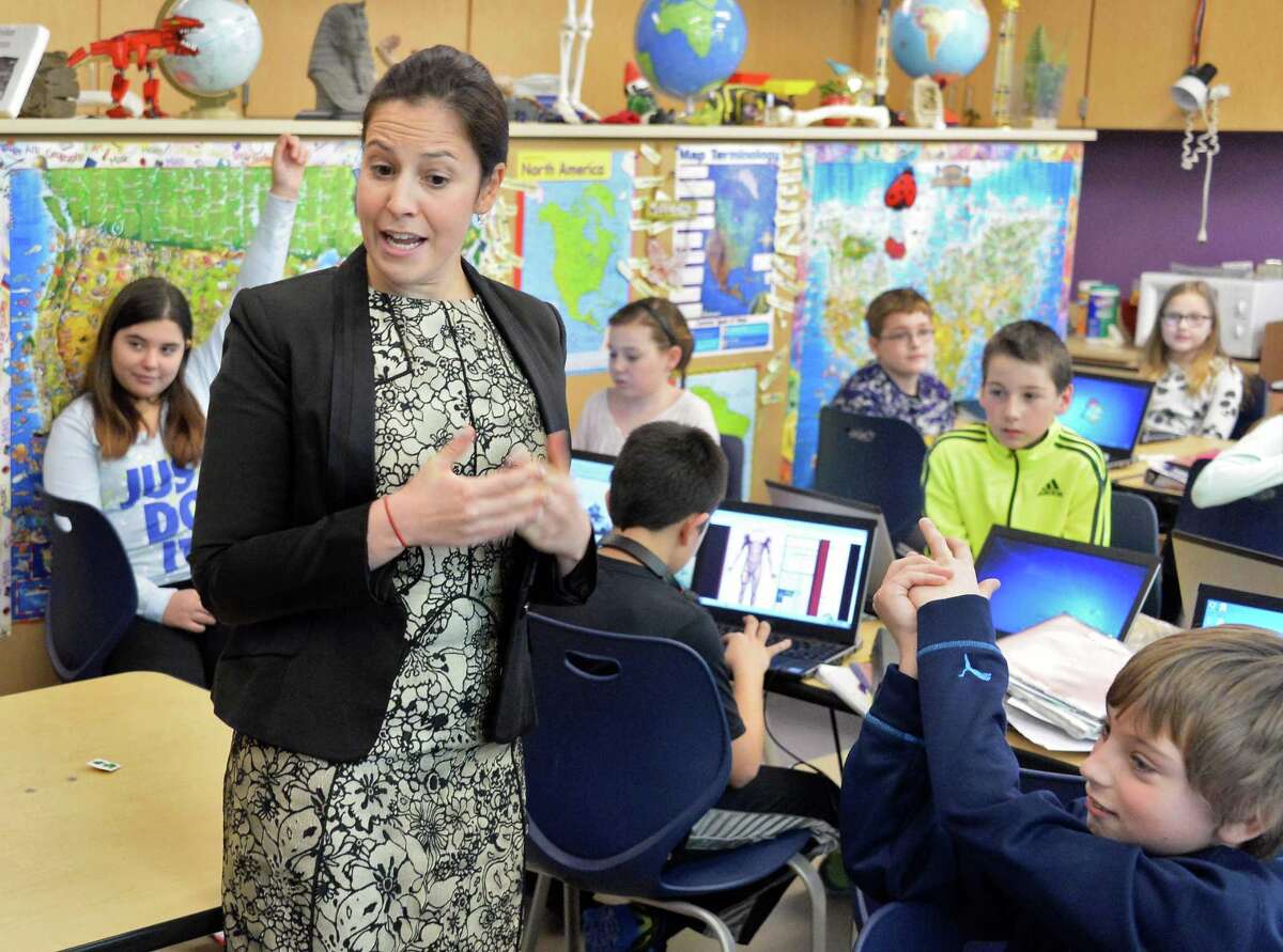 Photos Stefanik tours Ballston Spa