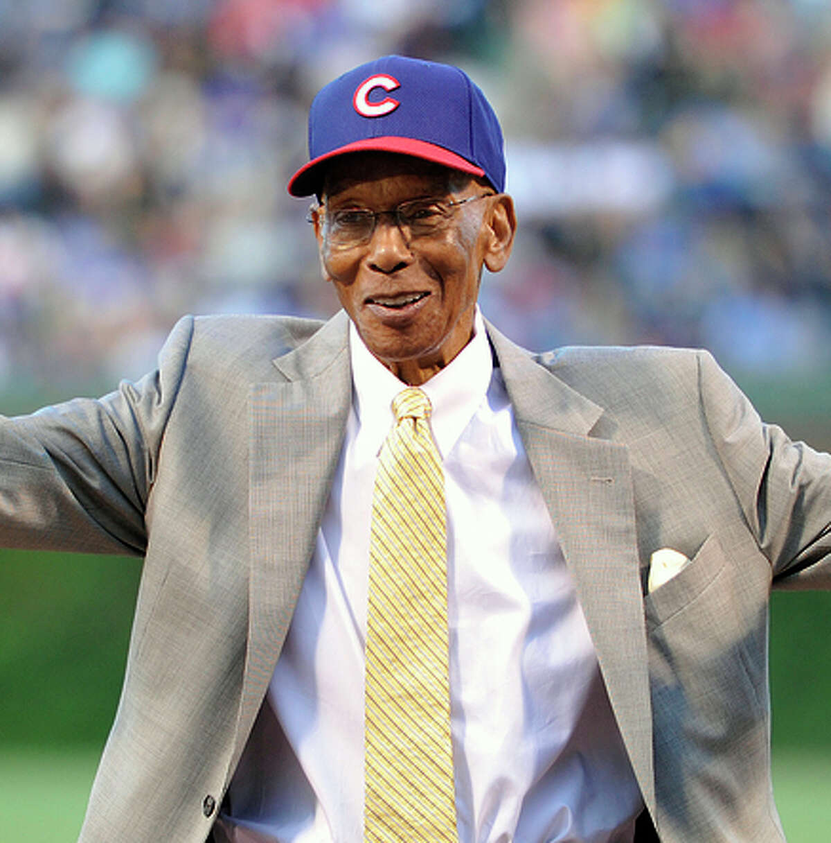 Ernie Banks, 'Mr. Cub,’ dies at 83