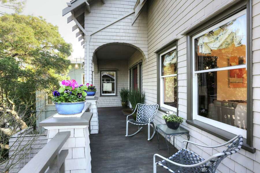 Enclosed Sun Porch Highlights Berkeley Craftsman