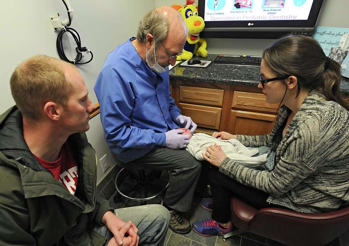 'Tiedtongue' impedes breastfeeding by some babies