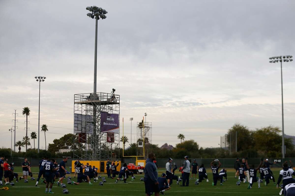 TEMPE, AZ - JANUARY 28: General view of the Seattle Seahawks team practice at Arizona State University on January 28, 2015 in Tempe, Arizona. (Photo by Christian Petersen/Getty Images)