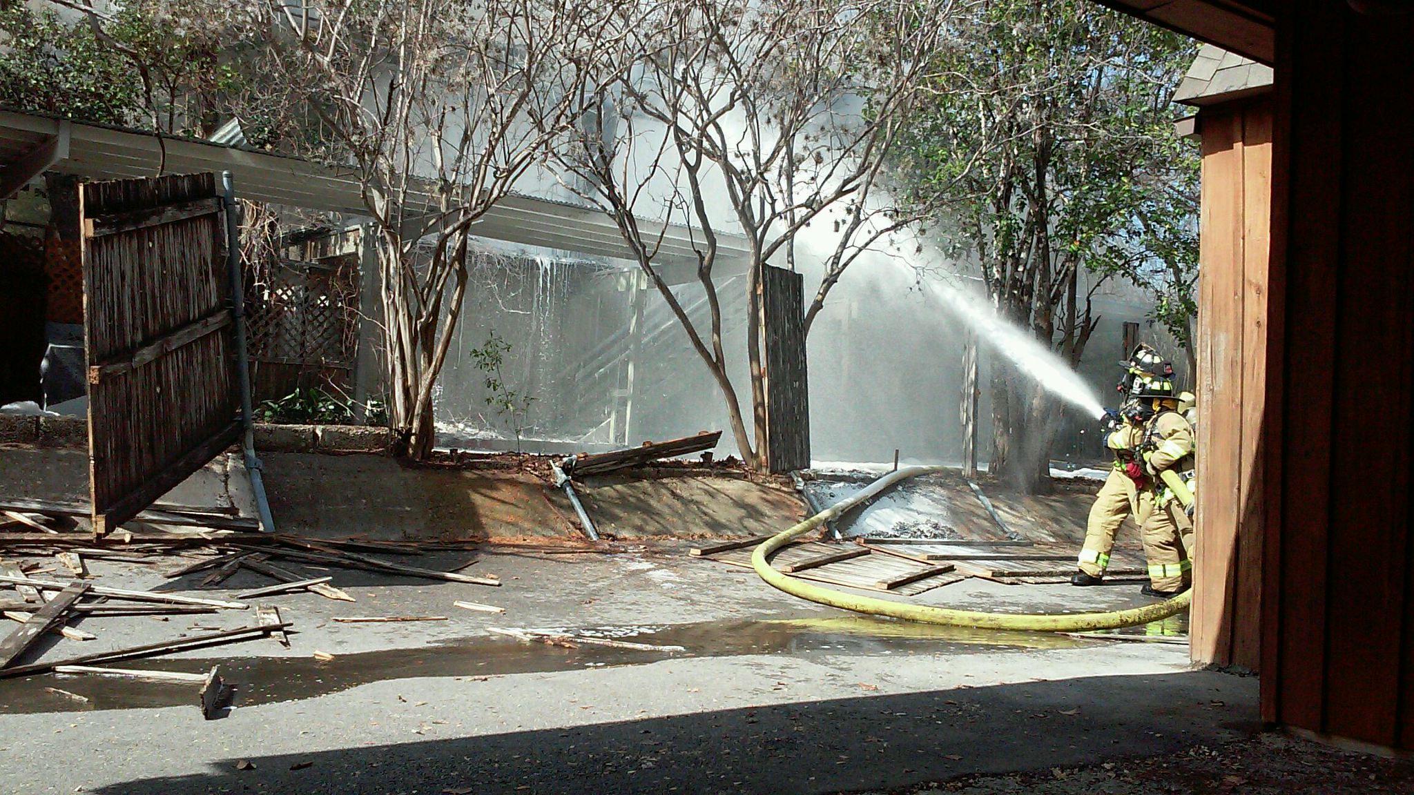 More than a dozen displaced after Northeast Side fire at apartment complex