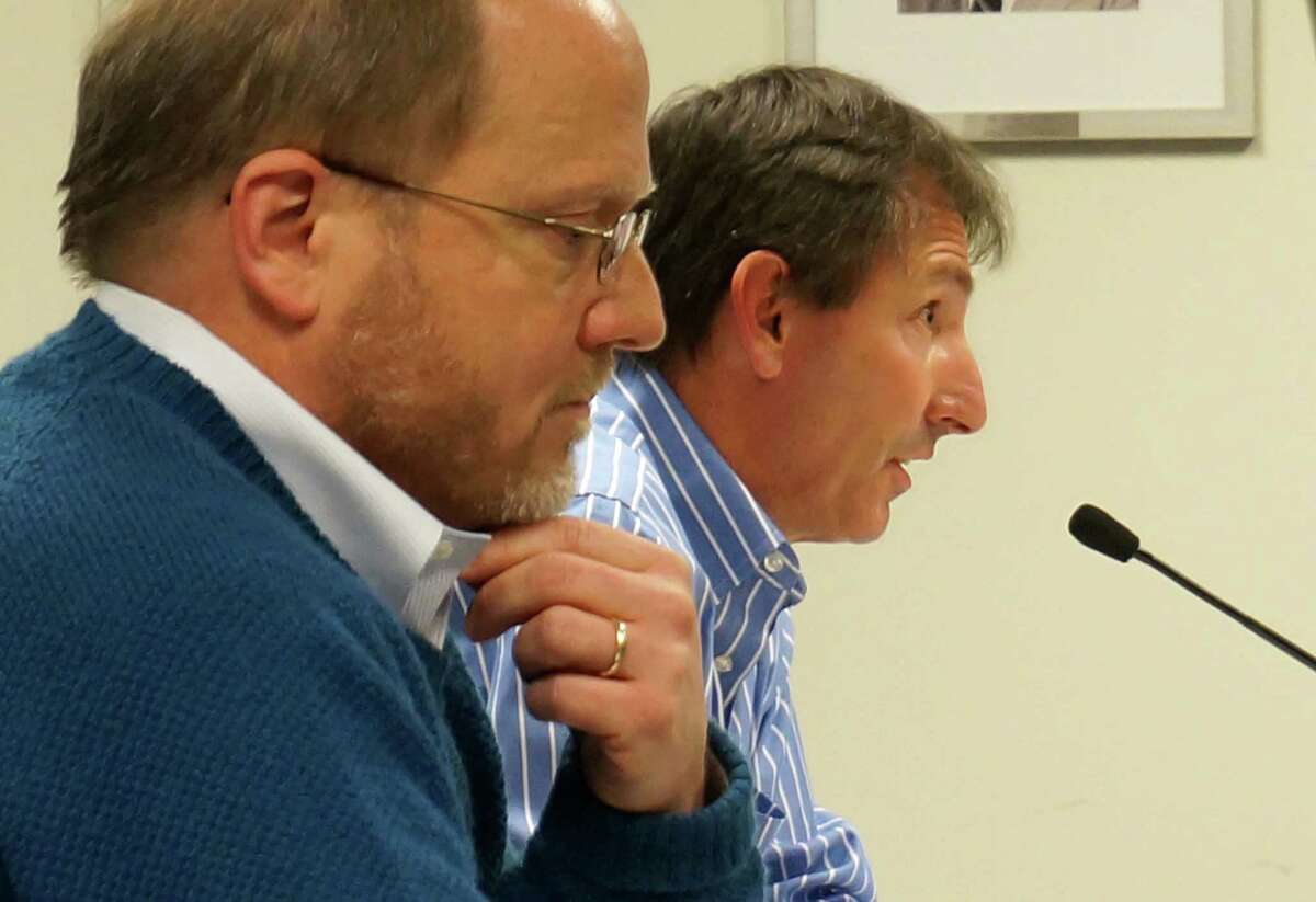 Board of Education members John Llewellyn and Paul Fattibene unsuccessfully sought an indefinite delayl to vote on a proposal to revise a board bylaw that would require future changes in the panel's bylaws be approved by a two-thirds vote.