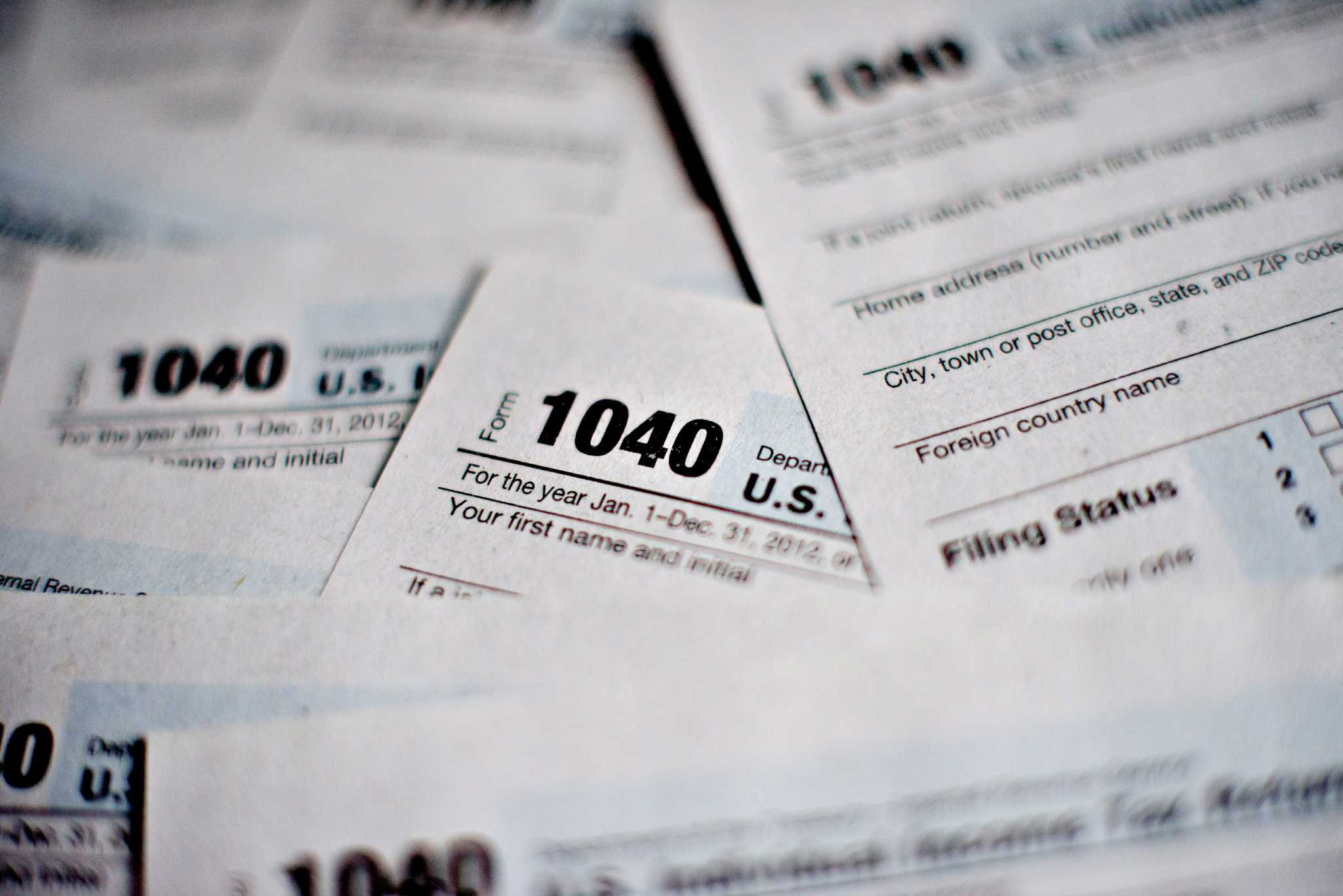 Tax year is. 1040 Год. Taxpayer. Taxpayers.