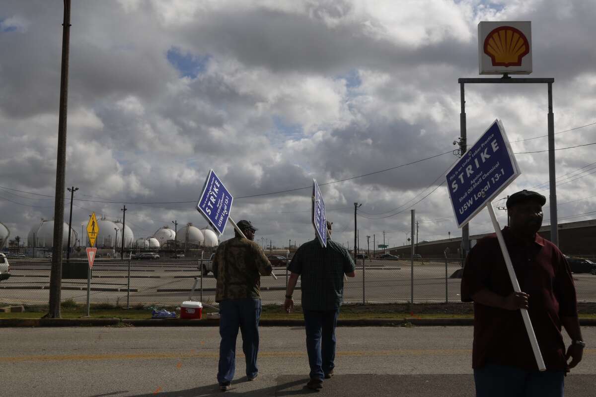 Steelworkers union went on strike early Sunday morning against nine plants nationwide, including five in the Houston area. The five locally include three refineries.
