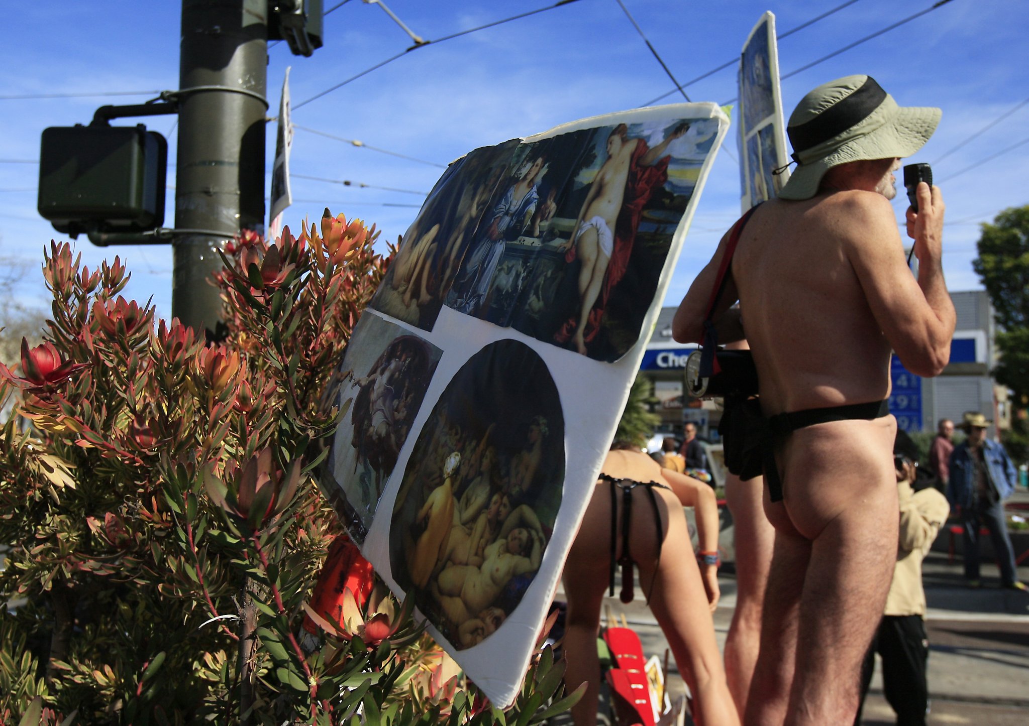 Naked protesters decry S.F. nudity ban on 2nd anniversary