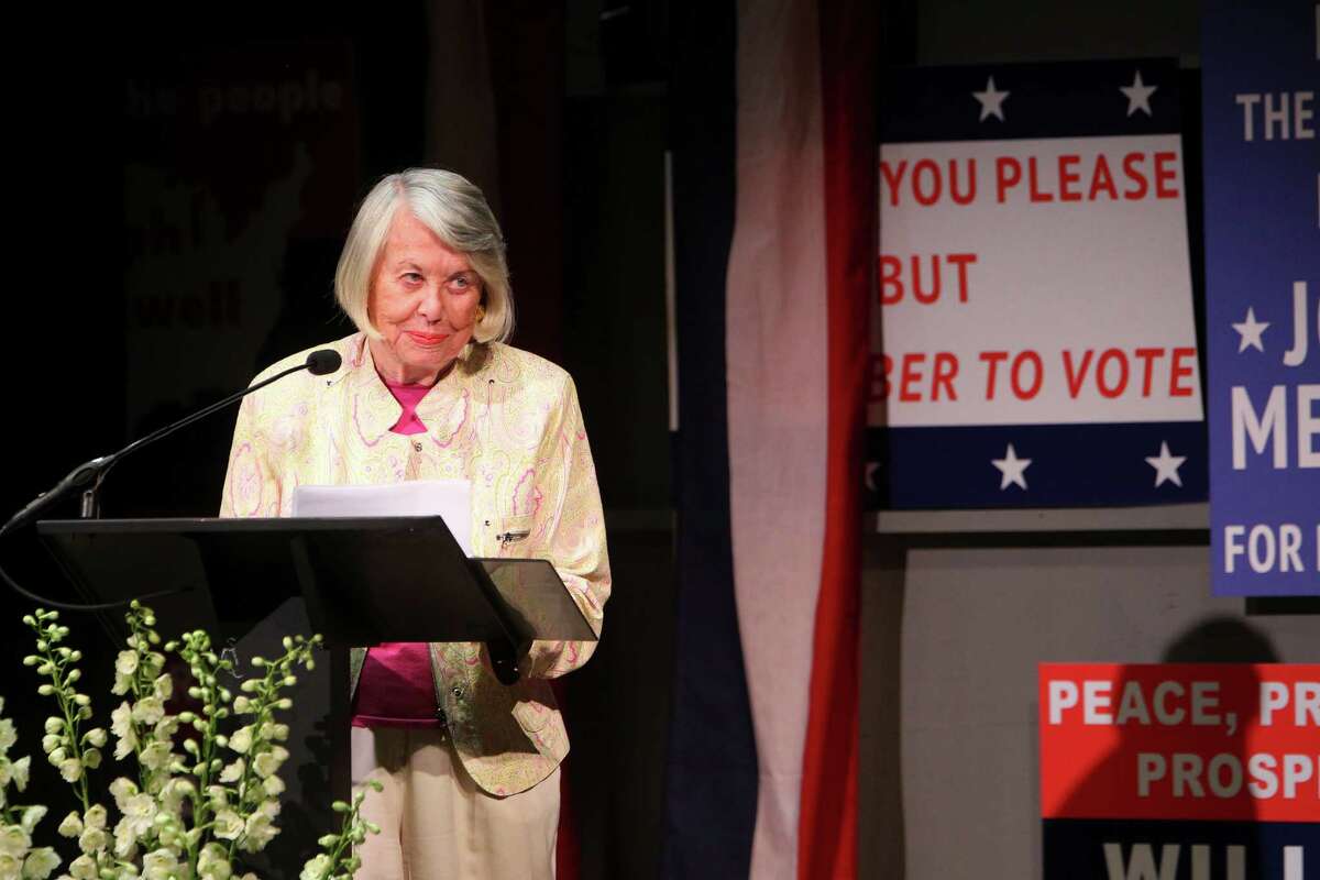 Liz Smith at a public tribute to Gore Vidal at the Gerald Schoenfeld Theater in New York, Aug. 23, 2102. Vidal, a writer, died on July 31, 2012 at the age of 86. (Chang W. Lee/The New York Times)