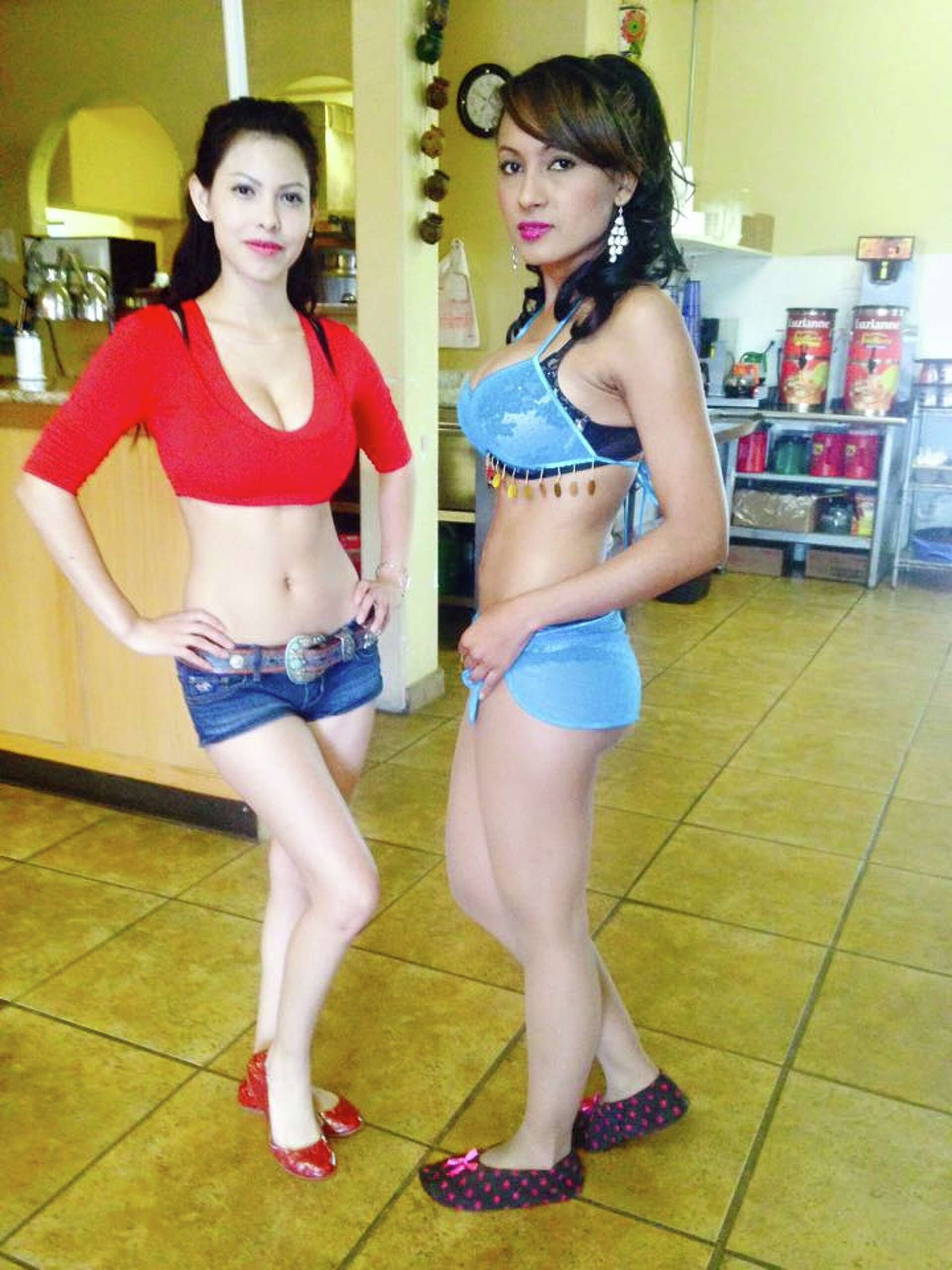 San Antonio restaurant serves breakfast tacos with a side of lingerie