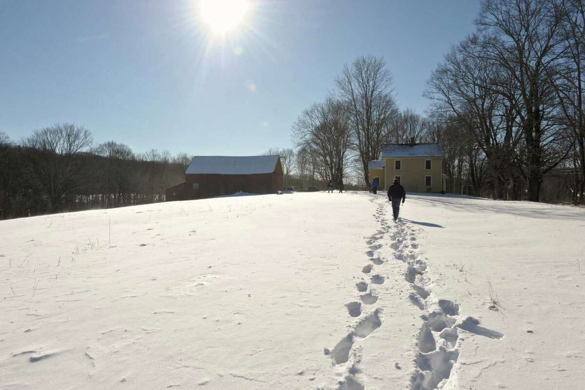 Woodbury nature center continues maple syrup tradition