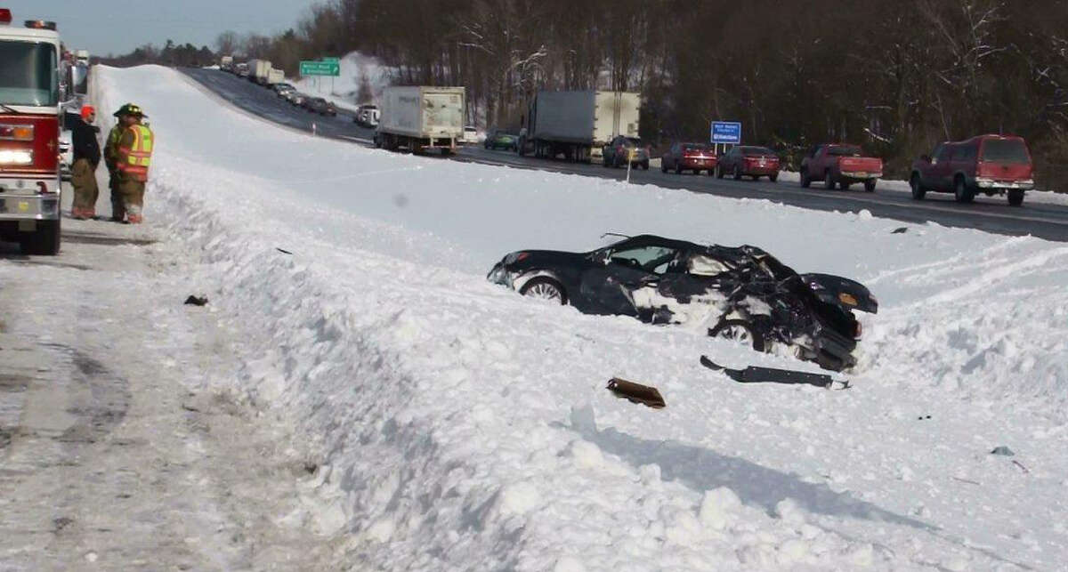 Nassau man injured in I90 crash