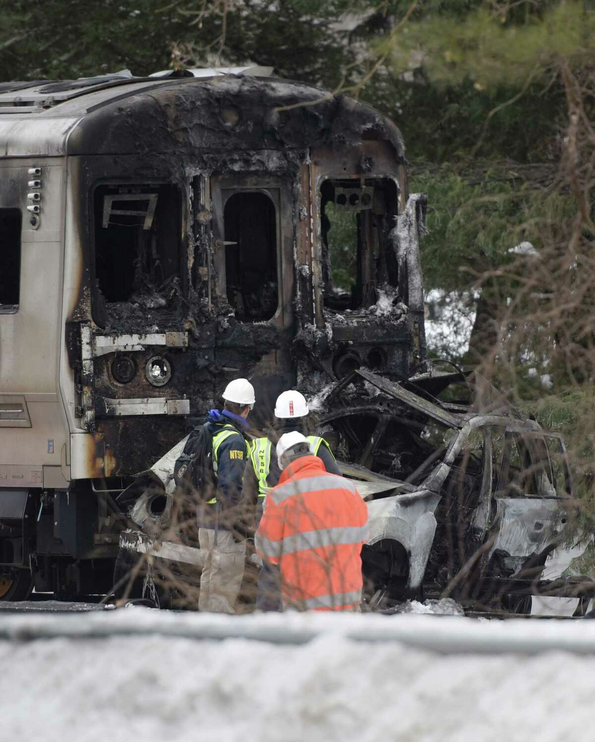 Deadly crash scene Many questions, few answers