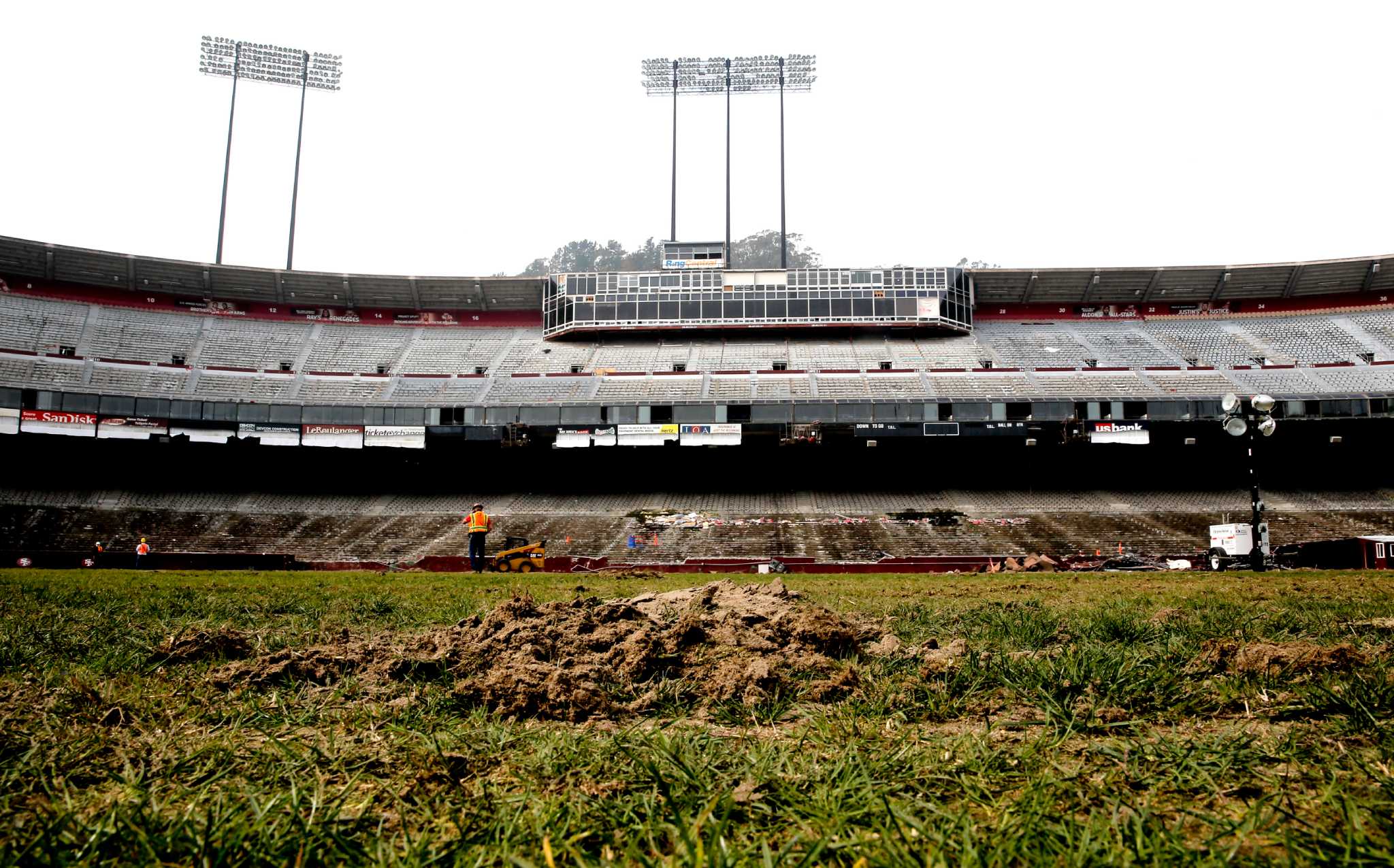 End zone view from the upperdeck at Candlestick Park during the