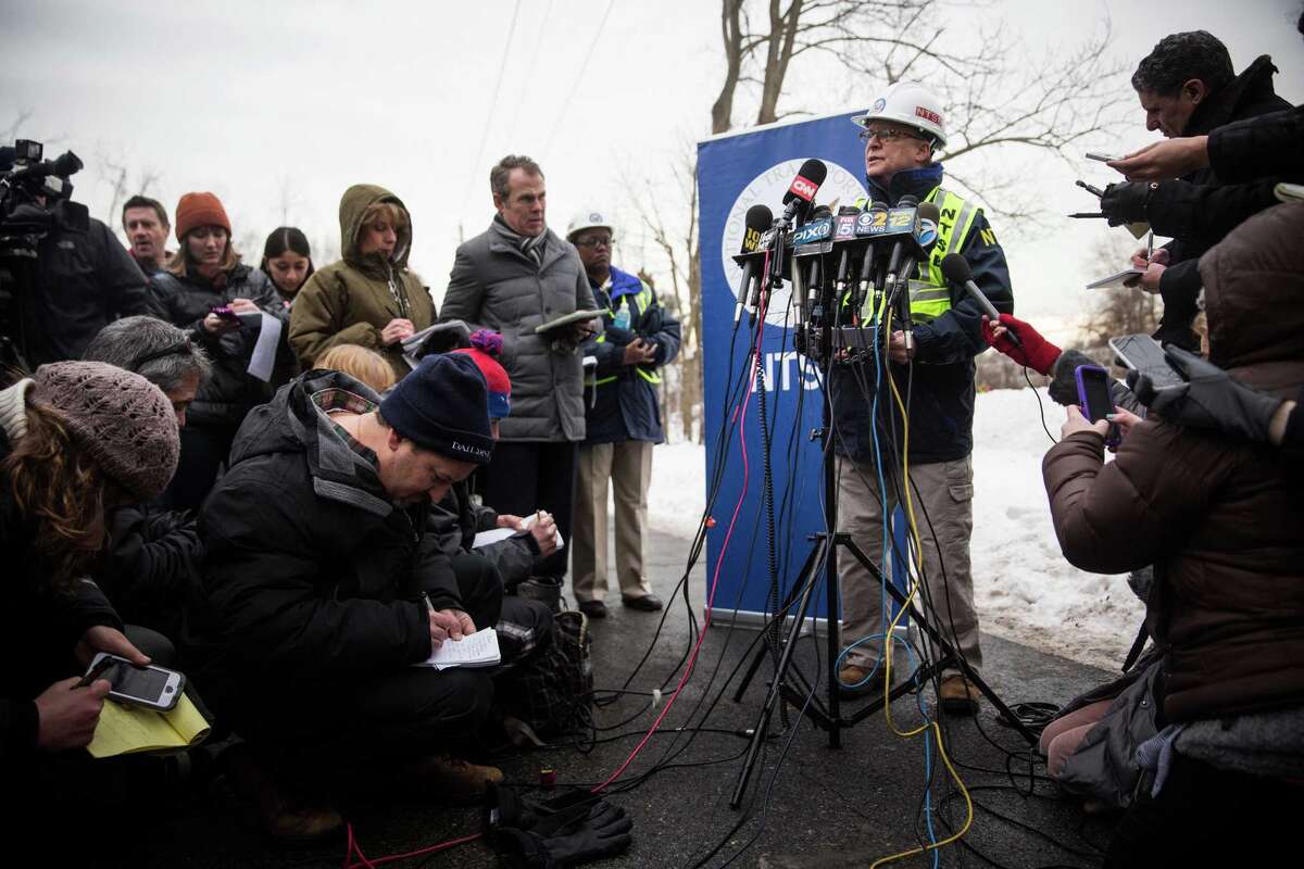 Chance decision saves Ridgefield man in crash that killed Danbury resident