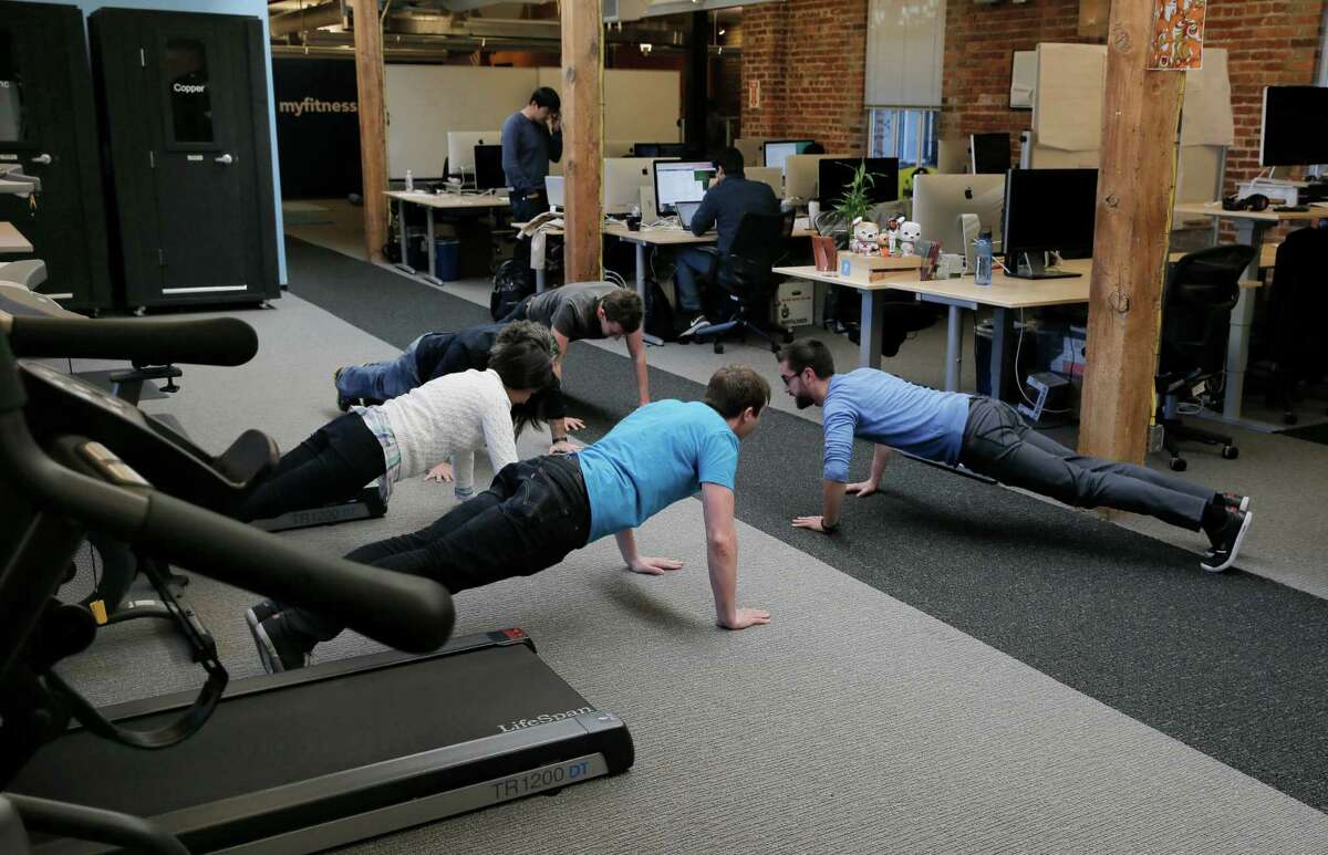 office-space-myfitnesspal-workers-work-out-in-soma-office