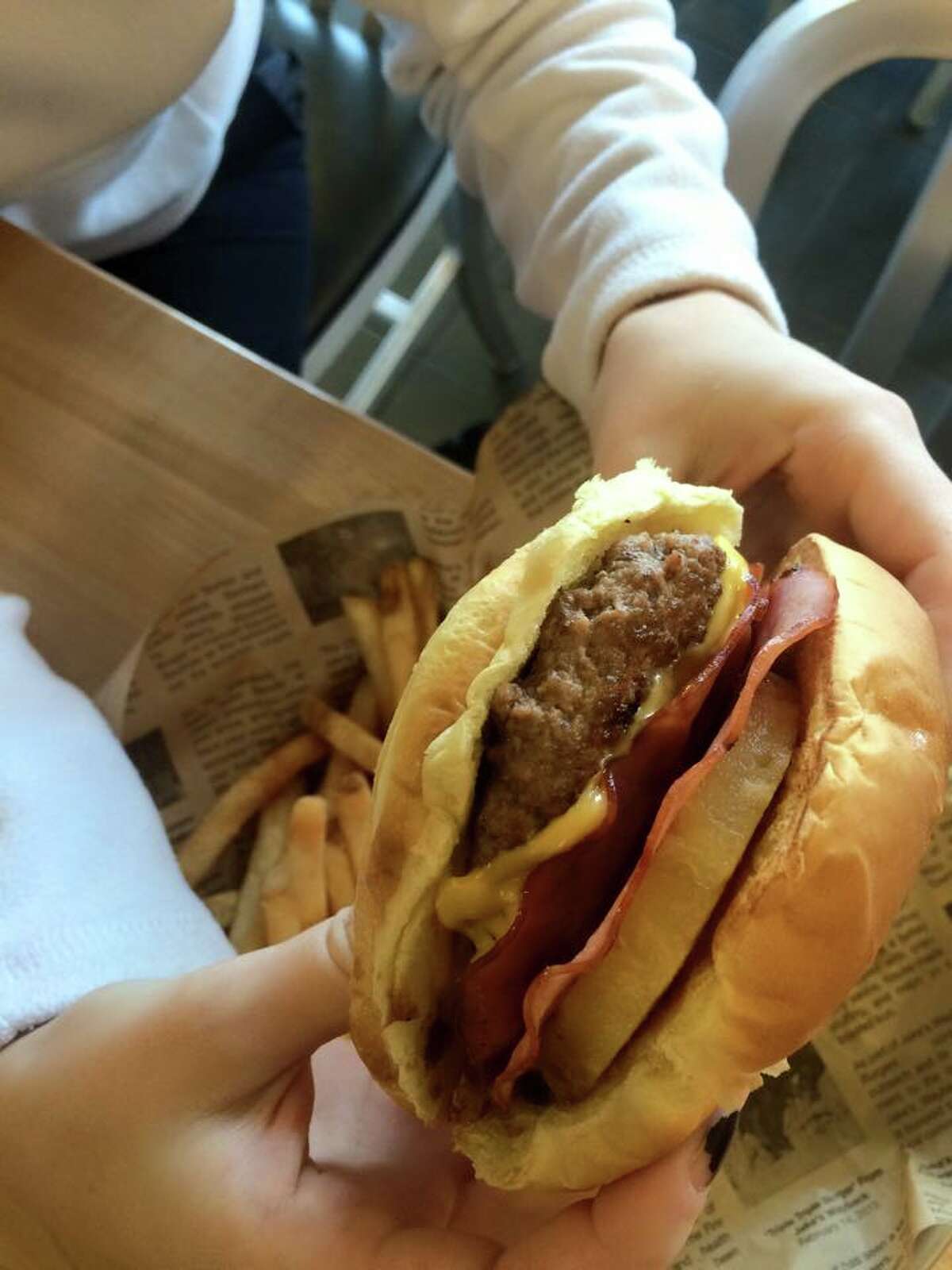 Jake's Wayback Burger restaurant that sells 9patty burger coming to