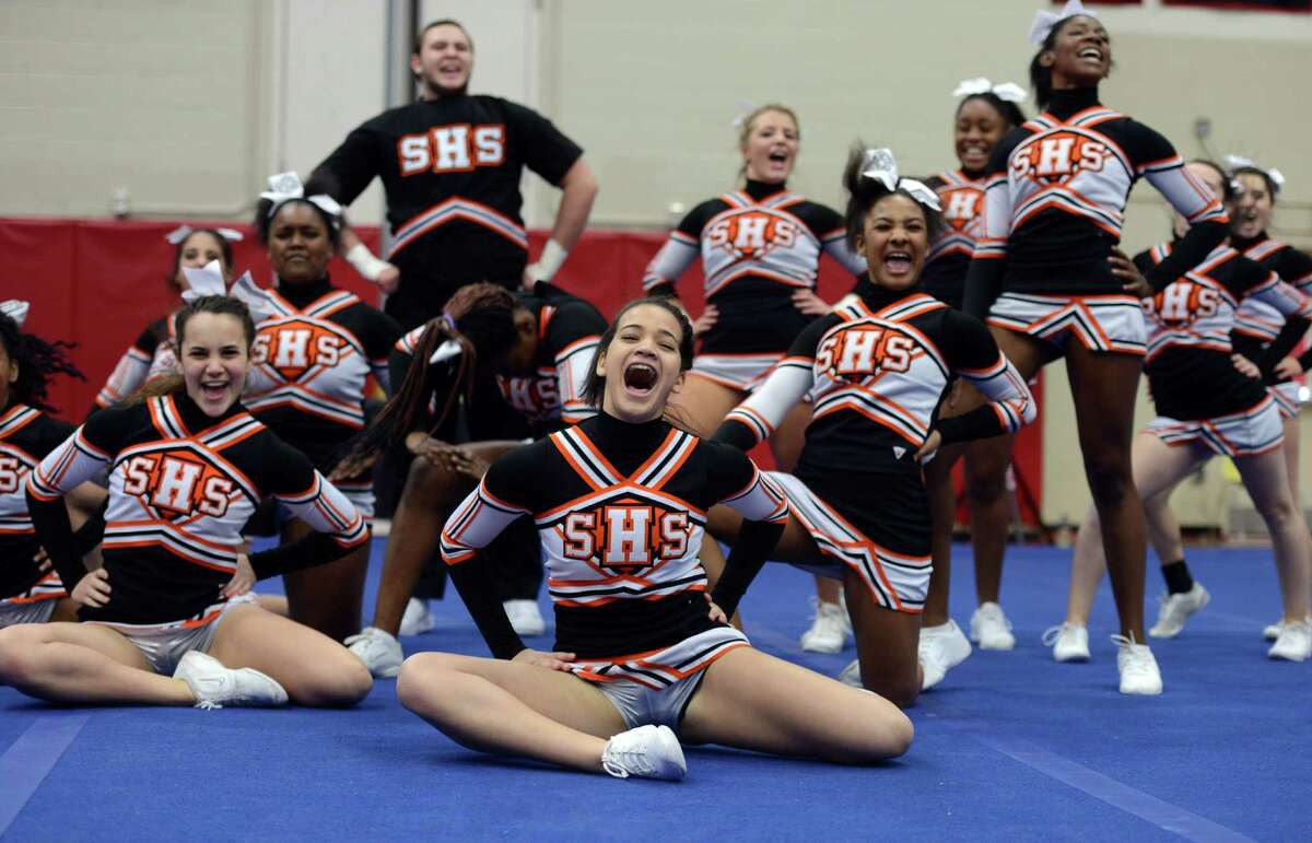 Ludlowe wins FCIAC cheerleading