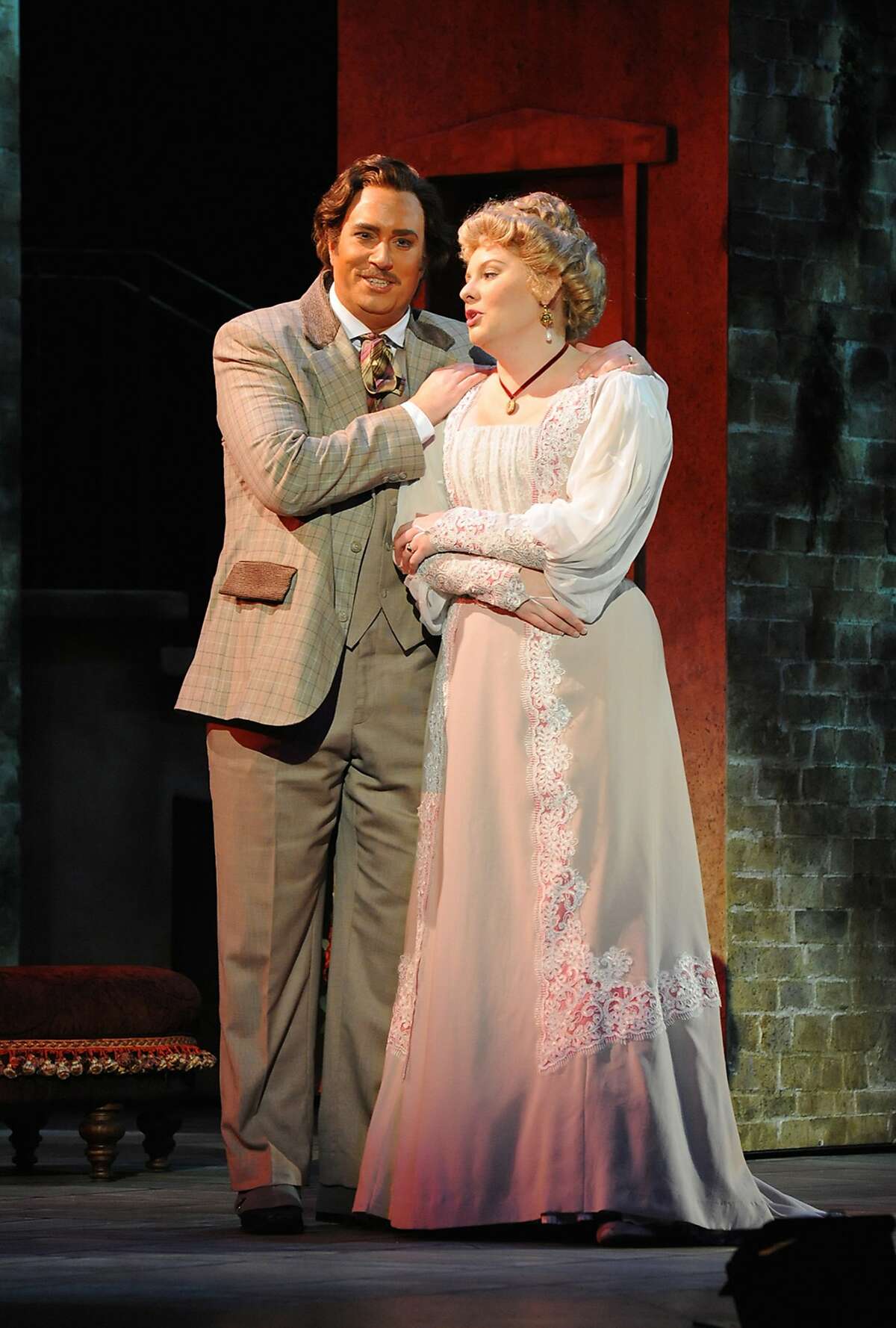 Matthew Hanscom (l.) as Gino Carella and Isabella Ivy as Lilia Herriton in "Where Angels Fear to Tread" at Opera San Jose