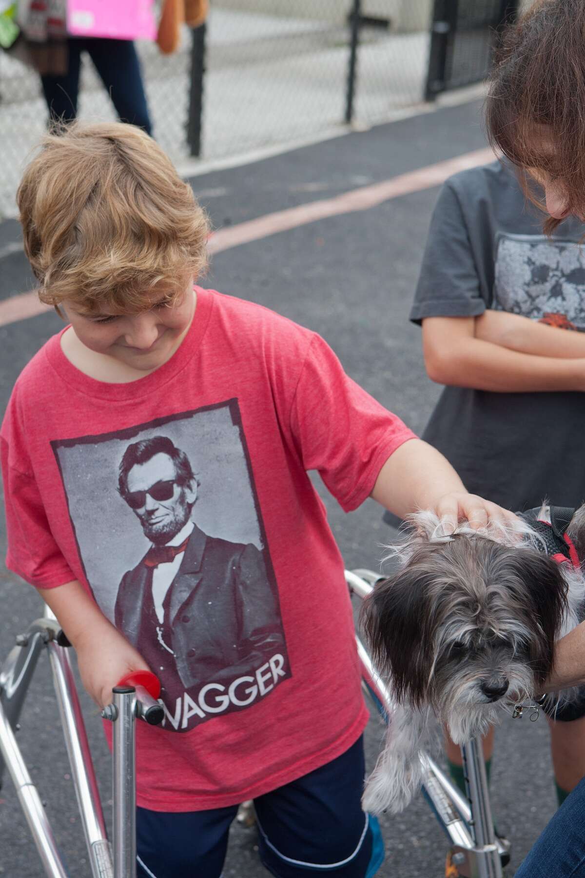 Rummel Creek pupils learn from rescue dogs