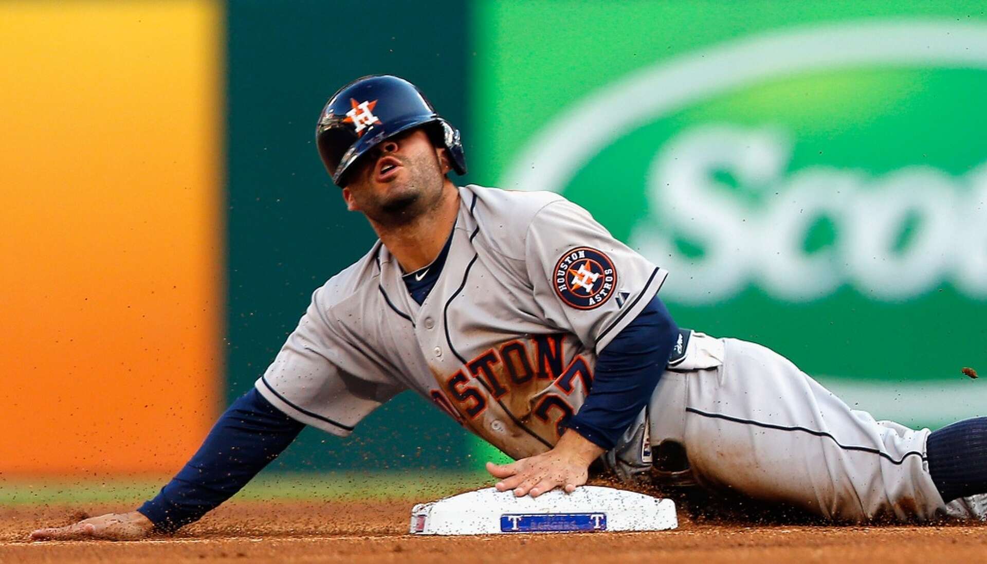 Astros' Jose Altuve voted Sporting News Player of the Year