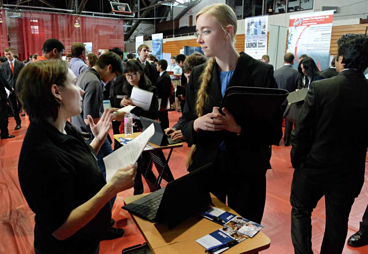 Hopeful RPI students try to engineer job offers