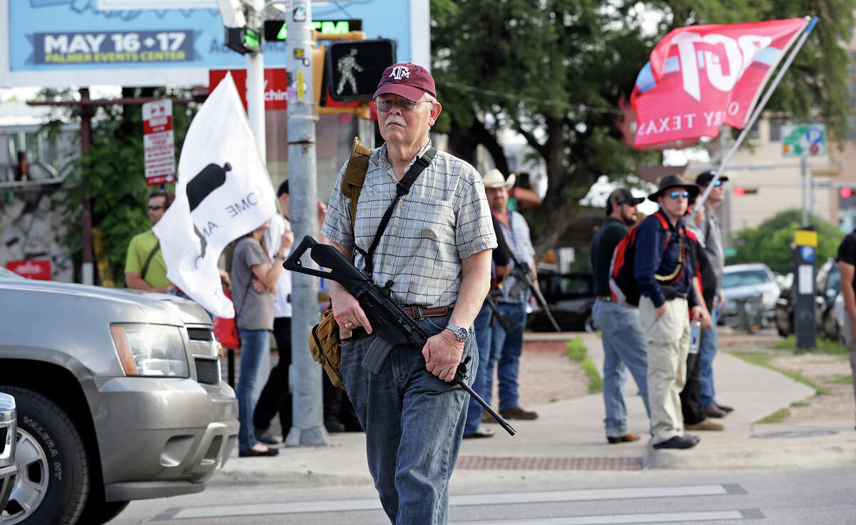 Open carry, fracking ban temporarily derailed in Texas House