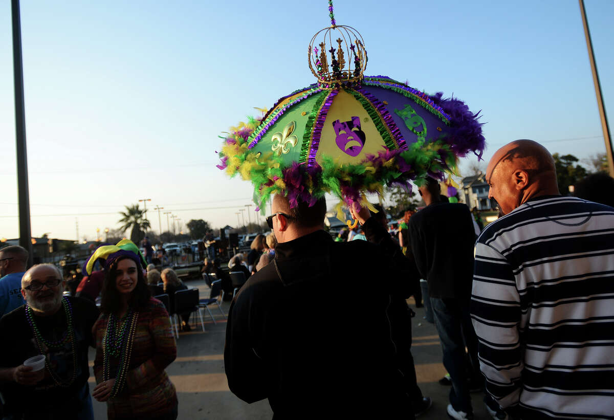 mardi gras beads port arthur tx