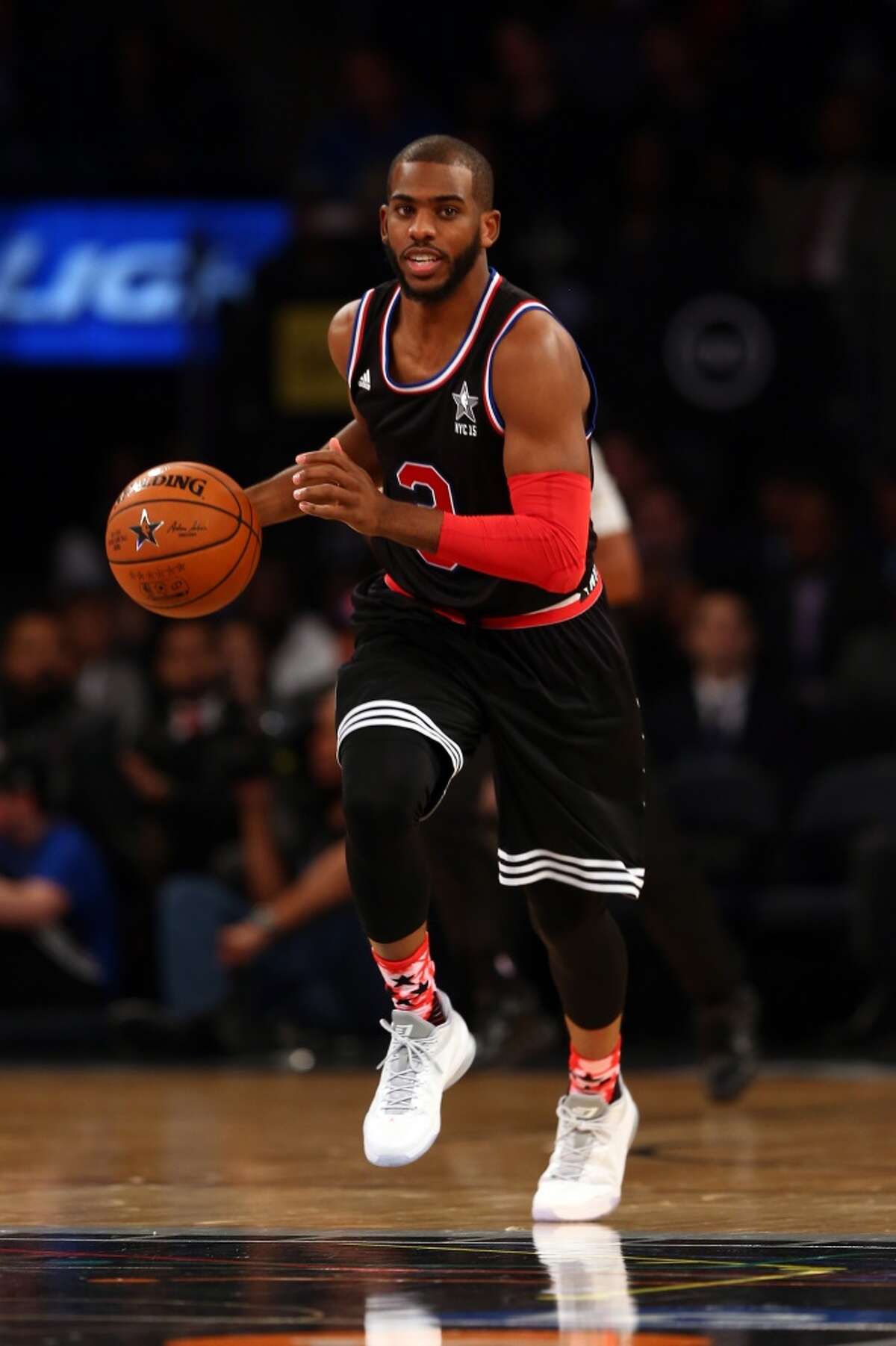 NEW YORK, NY - FEBRUARY 15: Chris Paul #3 of the Los Angeles Clippers and the Western Conference dribbles the ball during the 2015 NBA All-Star Game at Madison Square Garden on February 15, 2015 in New York City. NOTE TO USER: User expressly acknowledges and agrees that, by downloading and/or using this photograph, user is consenting to the terms and conditions of the Getty Images License Agreement. (Photo by Elsa/Getty Images)