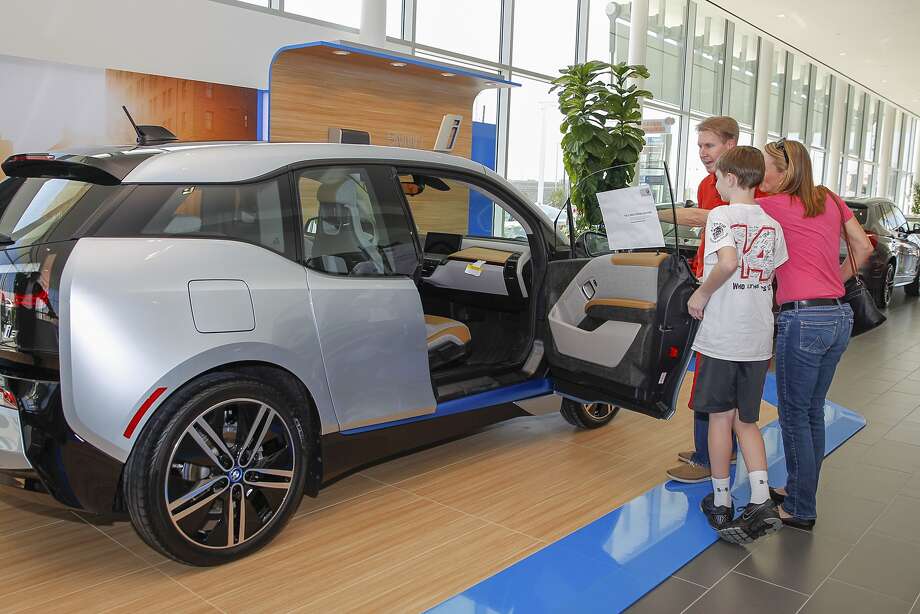 Bmw Of West Houston Opens New Dealership Off Katy Freeway Houston