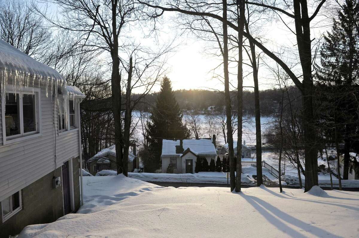 Tax auction spurs turf war between neighbors