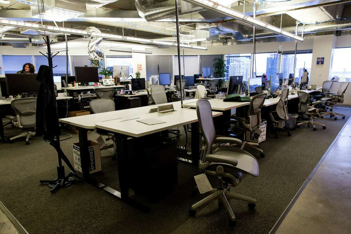 Facebook to reopen Seattle offices for employees at 10 capacity