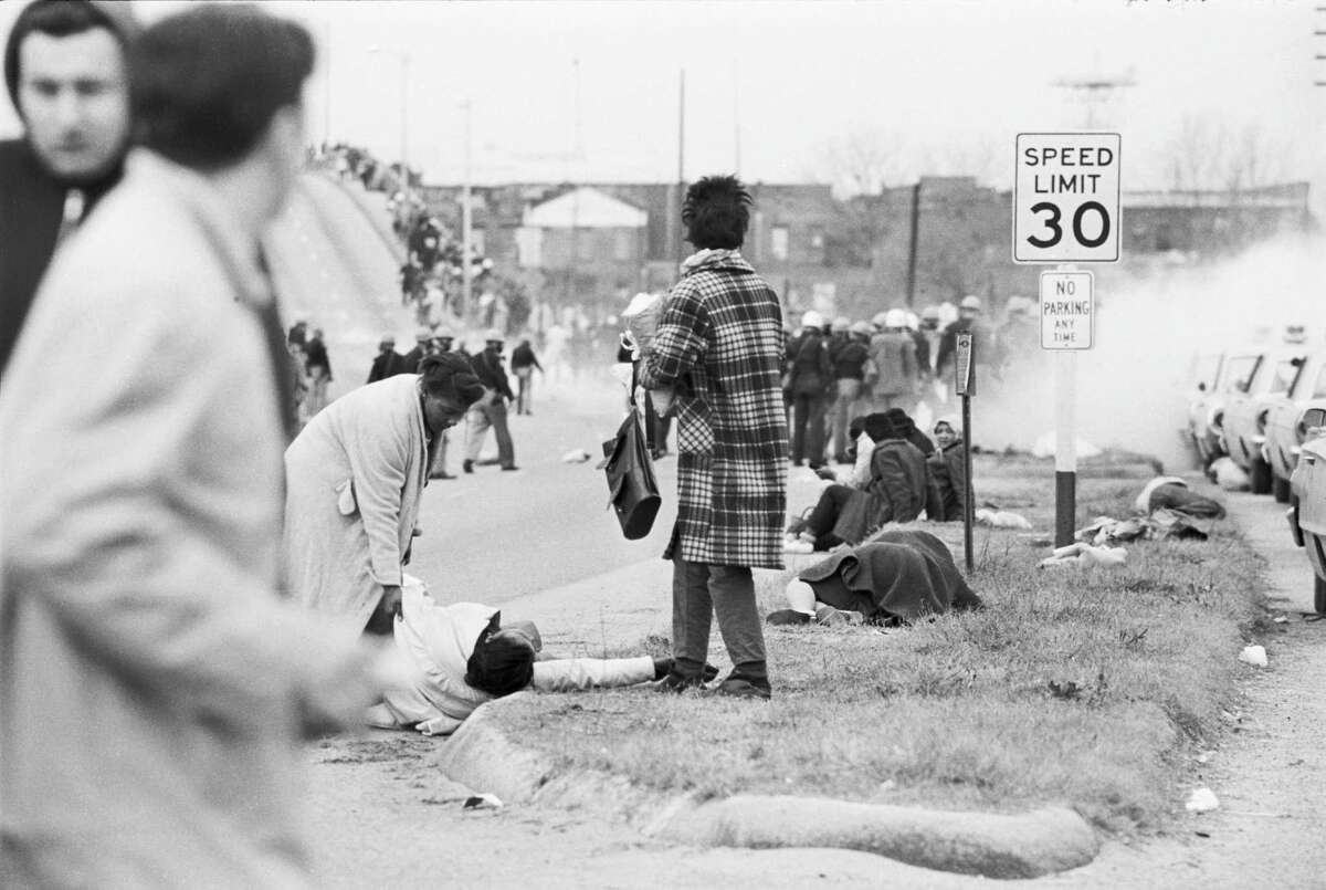 Unseen photos from Selma march revealed in new UT archive