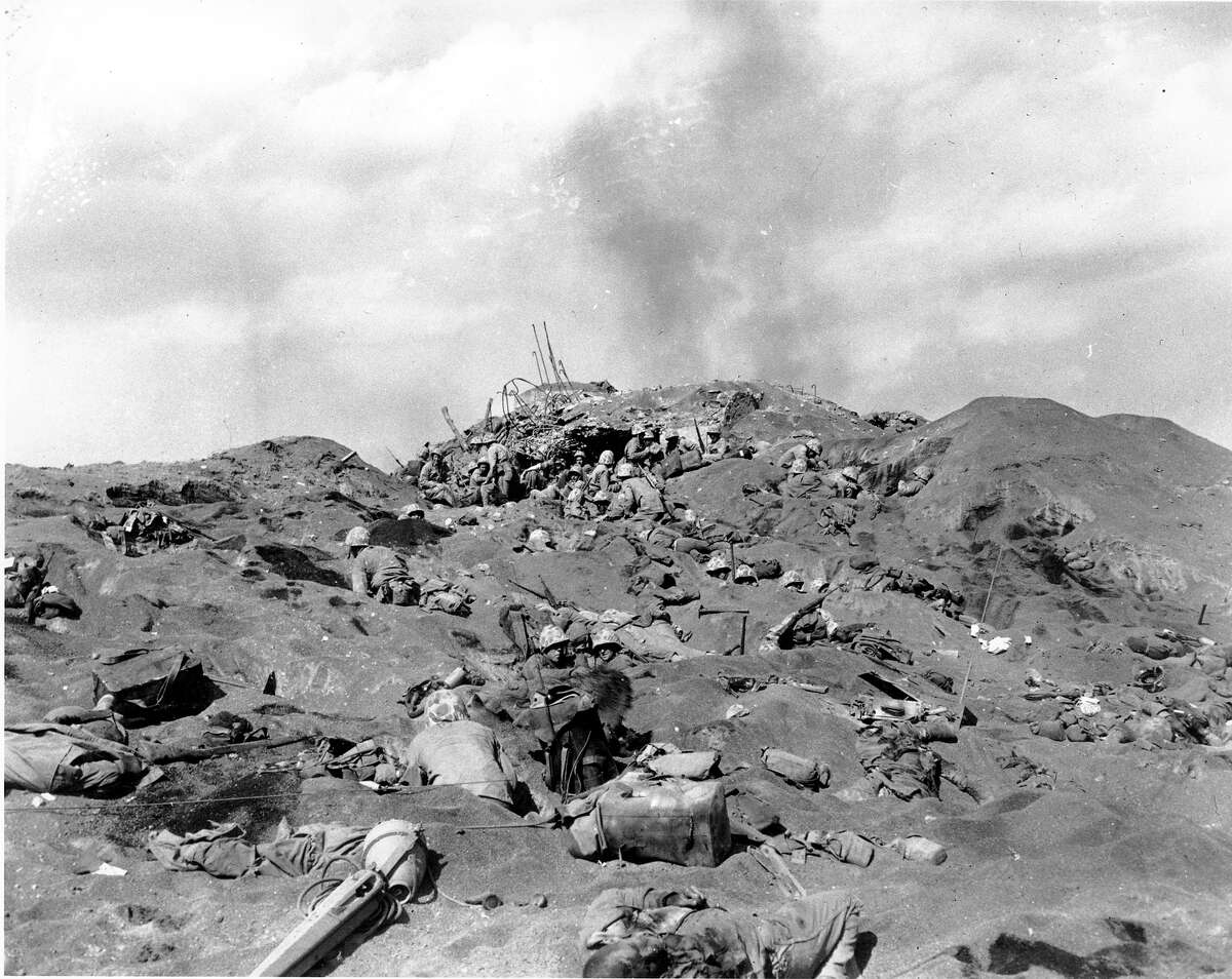 70 years ago: American flag raised on Iwo Jima