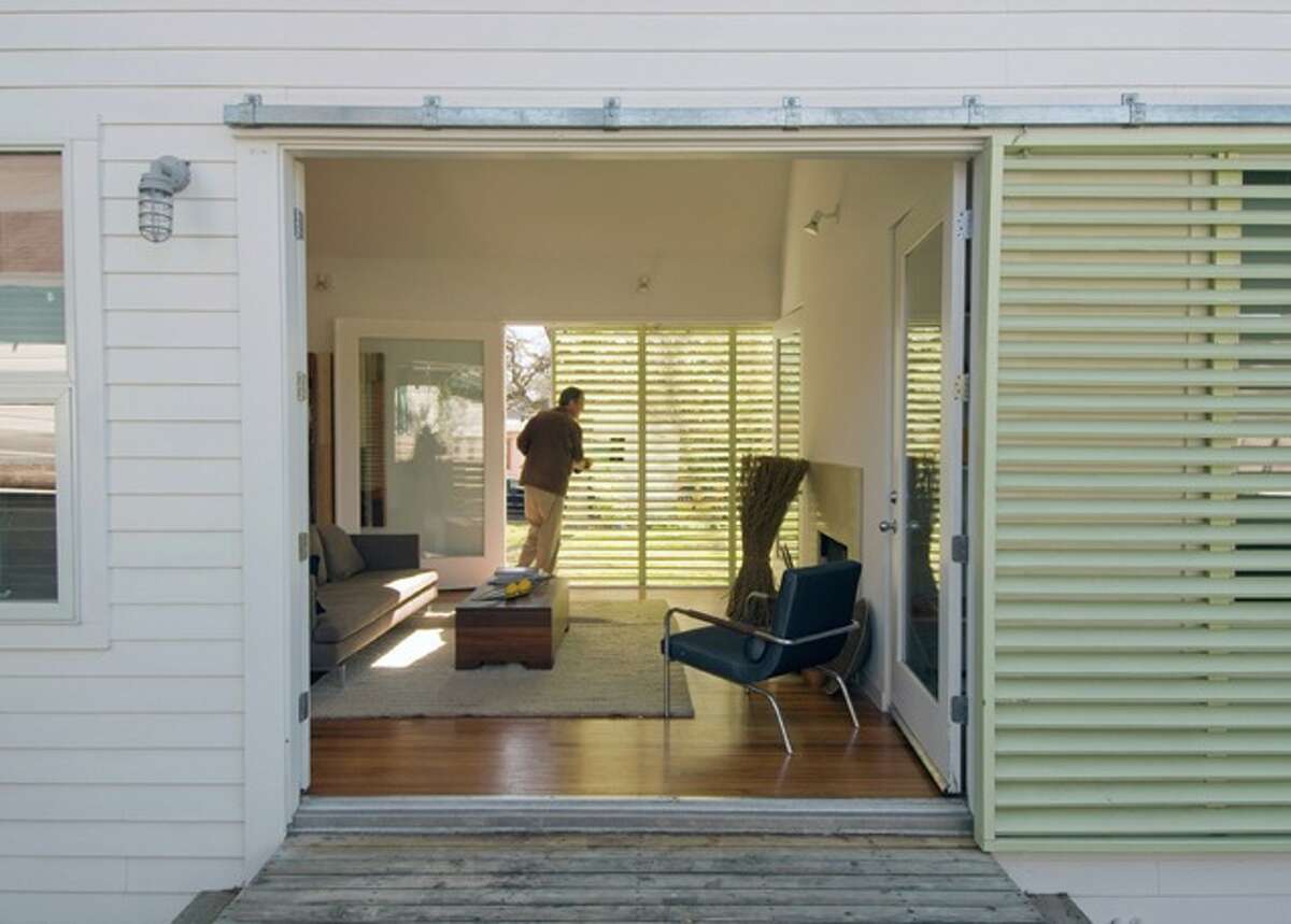 Green builder aims to transform Houston housing with kit homes