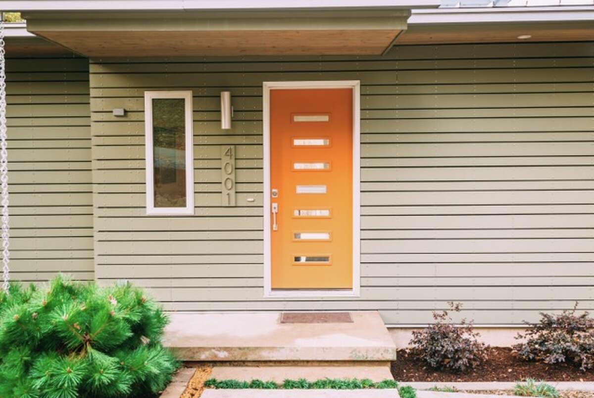 Green builder aims to transform Houston housing with kit homes